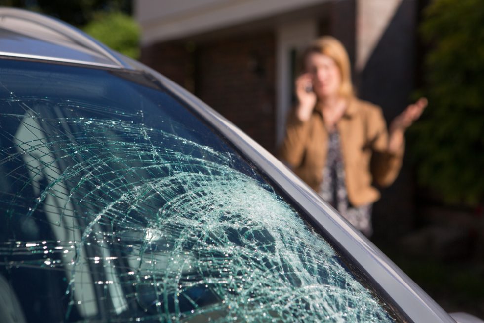 broken-or-chipped-windscreen-novus-auto-glass-narre-warren